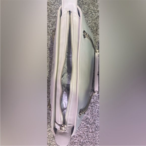 Love Moschino Cream Quilted Shoulder Bag - Picture 4 of 4